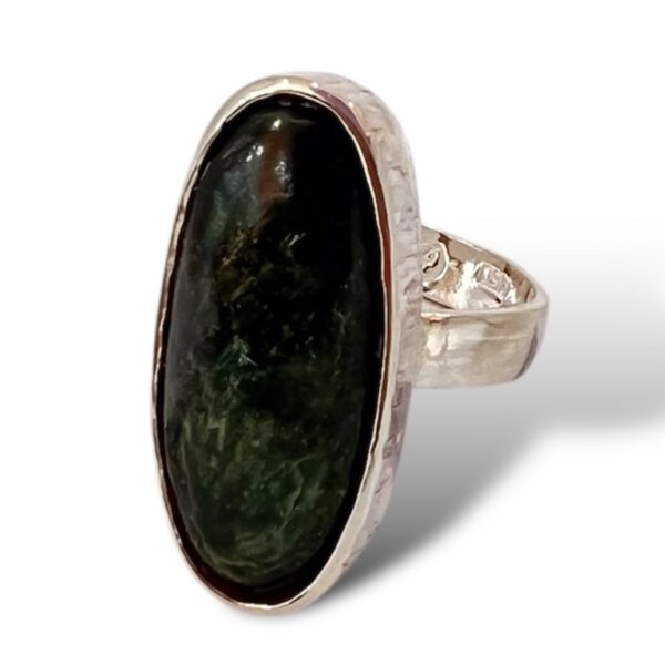 ANILLO NEFRITA (JADE GUATEMALTECO)